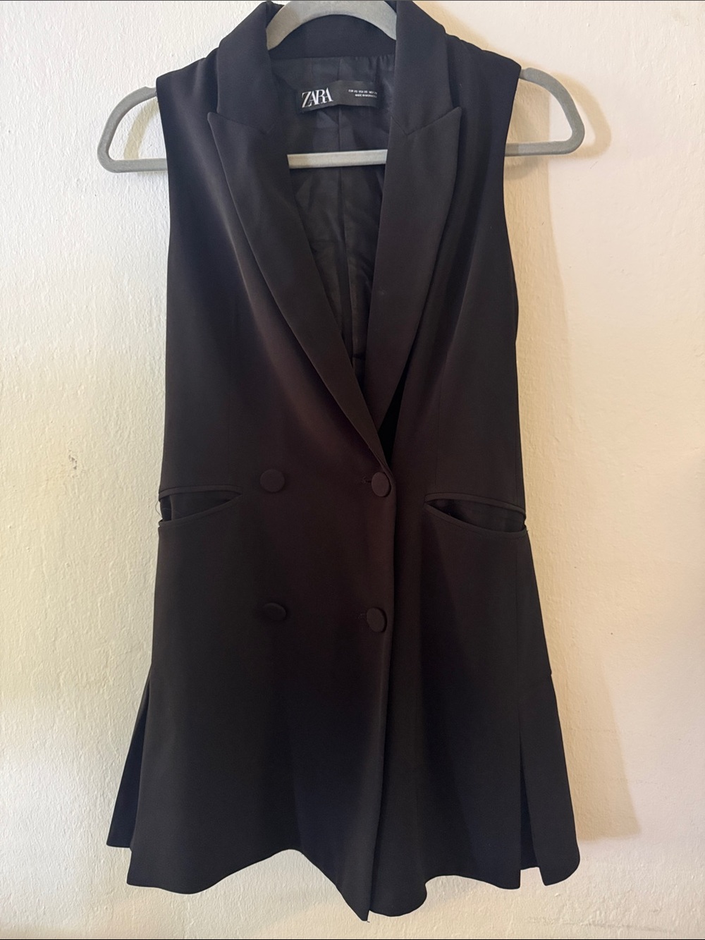 Zara Black Sleeveless Double-Breasted Blazer Dress with Pockets